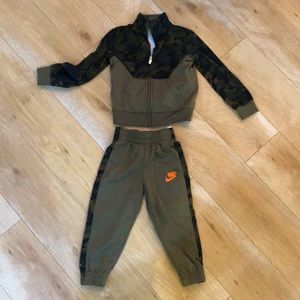 2T boys Nike Camo Track Suit